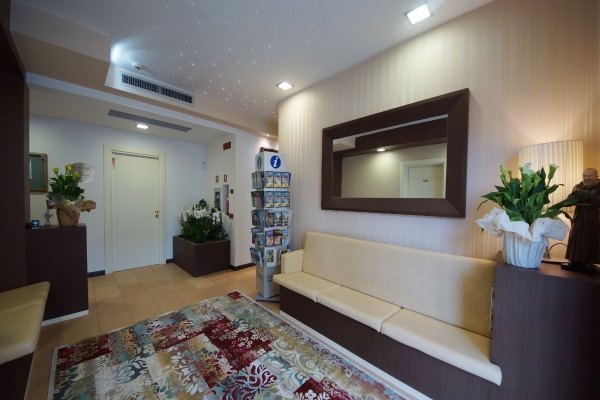 Hotel Clarin 14 by Dori (Peschiera del Garda)